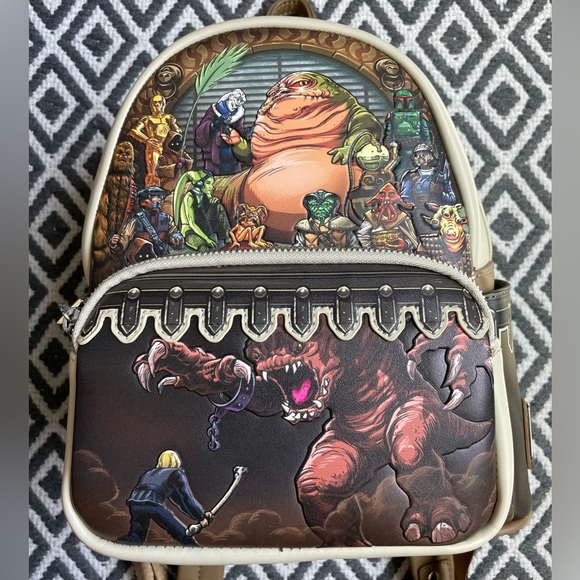 Loungefly Star Wars Return of the Jedi 40th Anniversary Backpack - Picture 2 of 7